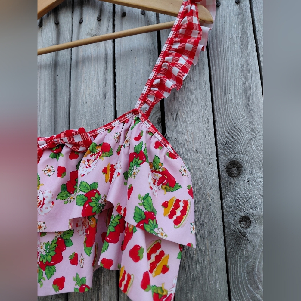 Strawberry Shortcake Ruffled Underwire Cropped Gi… - image 3